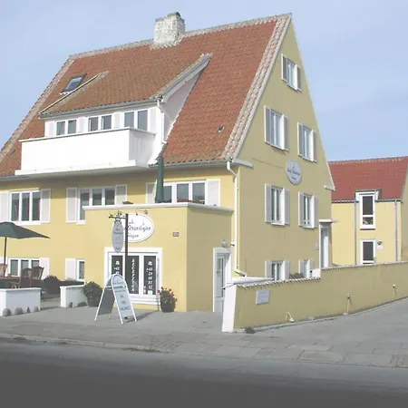 Pensión Strandvejen 3*